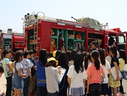 消防車両の見学