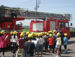 はしご車見学