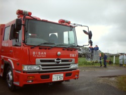 はしご車で救助完了