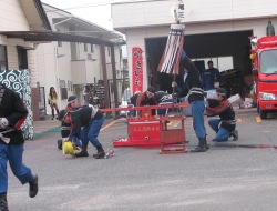 腕用ポンプ操法の展示