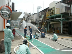 泡消火薬剤による消火訓練