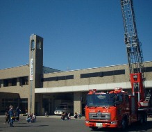 はしご車の見学