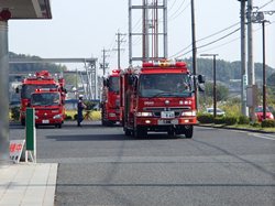 消防車が出動する様子