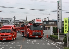 はしご車進入